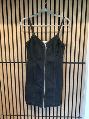 Topshop Black Front-Zip Spaghetti Strap Mini Dress